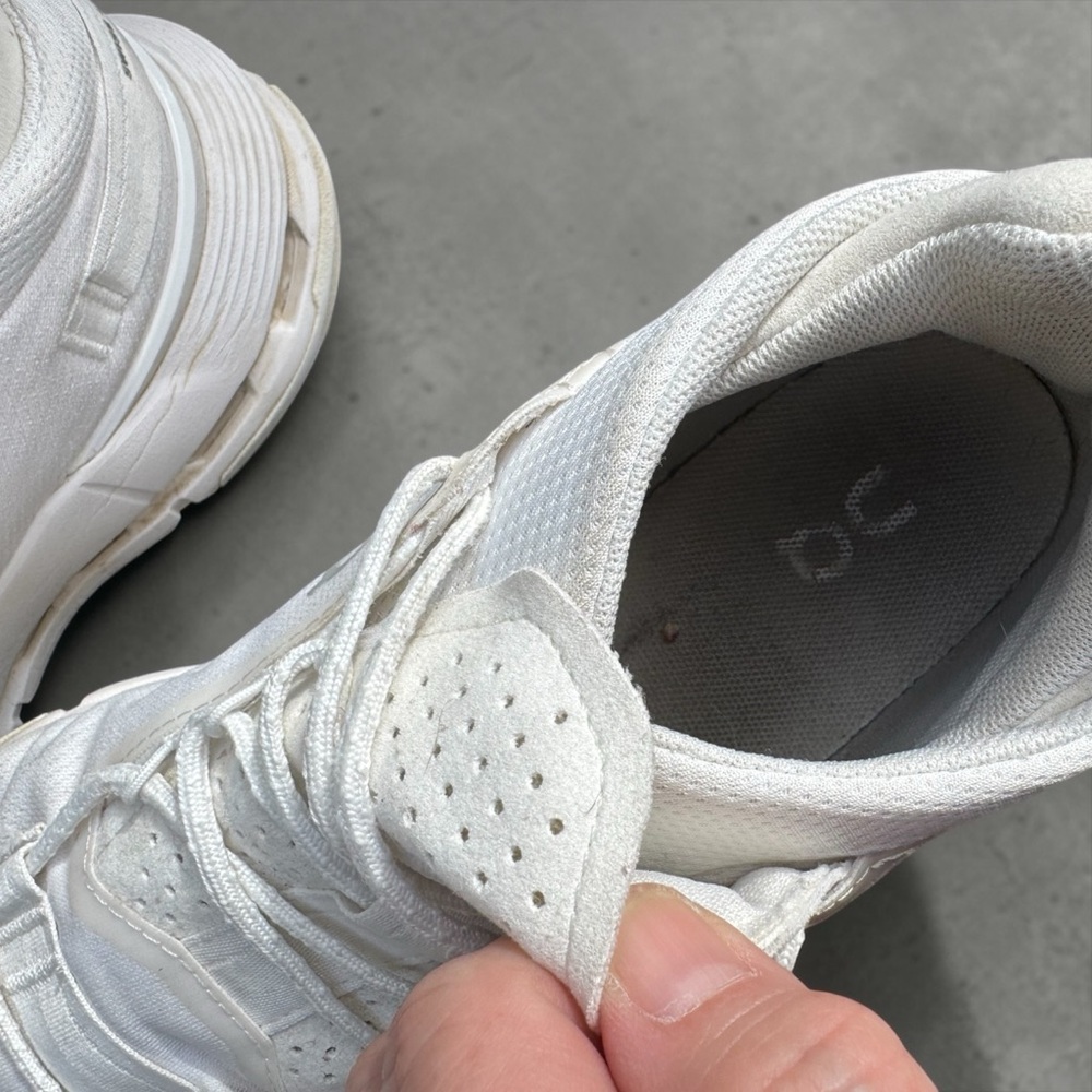 On Cloud Cloudnova 2 Athletic Running Sneakers Tr… - image 4